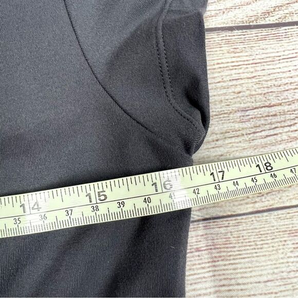 Toad&Co Tech Tomboy Cap Sleeve Dress Gray Stretch Pullover Outdoors Size S - Picture 9 of 10